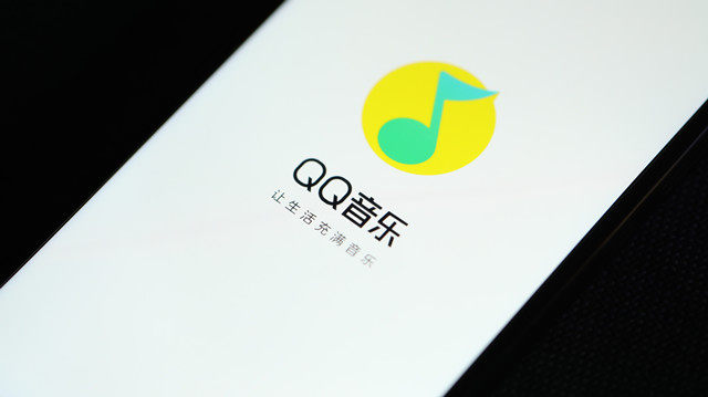 科技早報 大陸面板市占率創(chuàng)新高，三星計劃引入無人工廠，iPhone14或無mini版